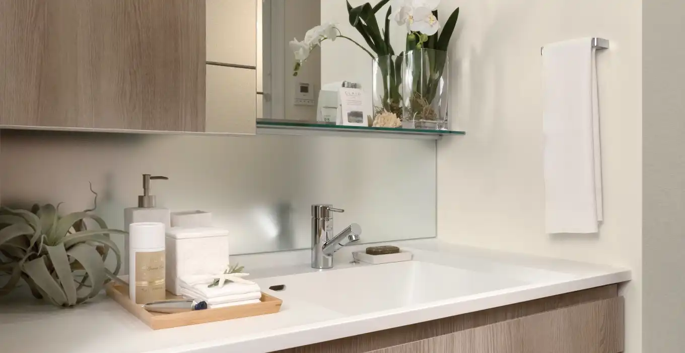 POWDER ROOM