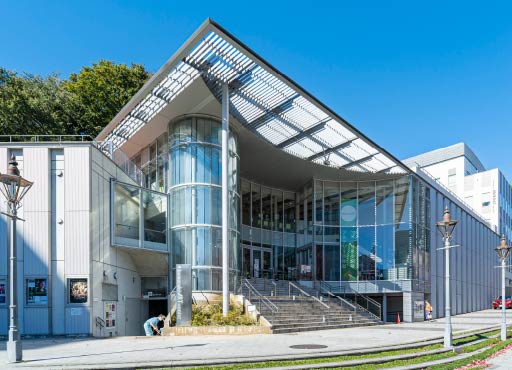 川崎アートセンター